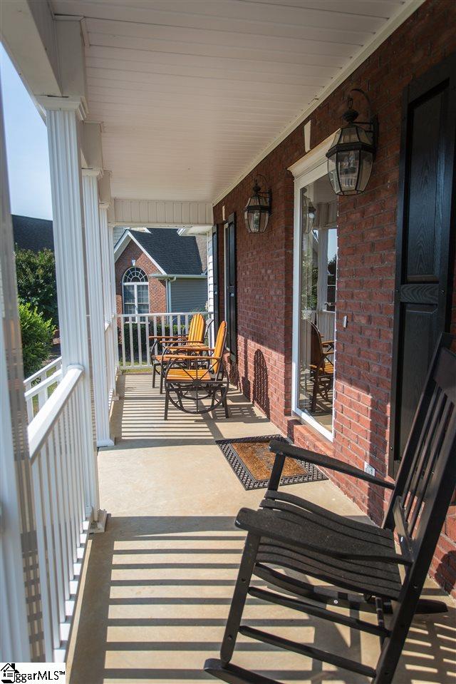 316 Summerwood Lane Boiling Springs, SC 29316 - Photo 2 of 24