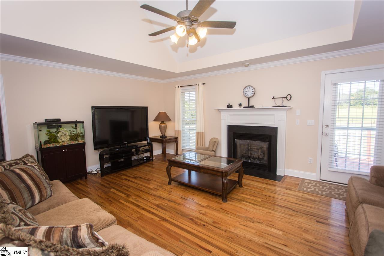 316 Summerwood Lane Boiling Springs, SC 29316 - Photo 9 of 24