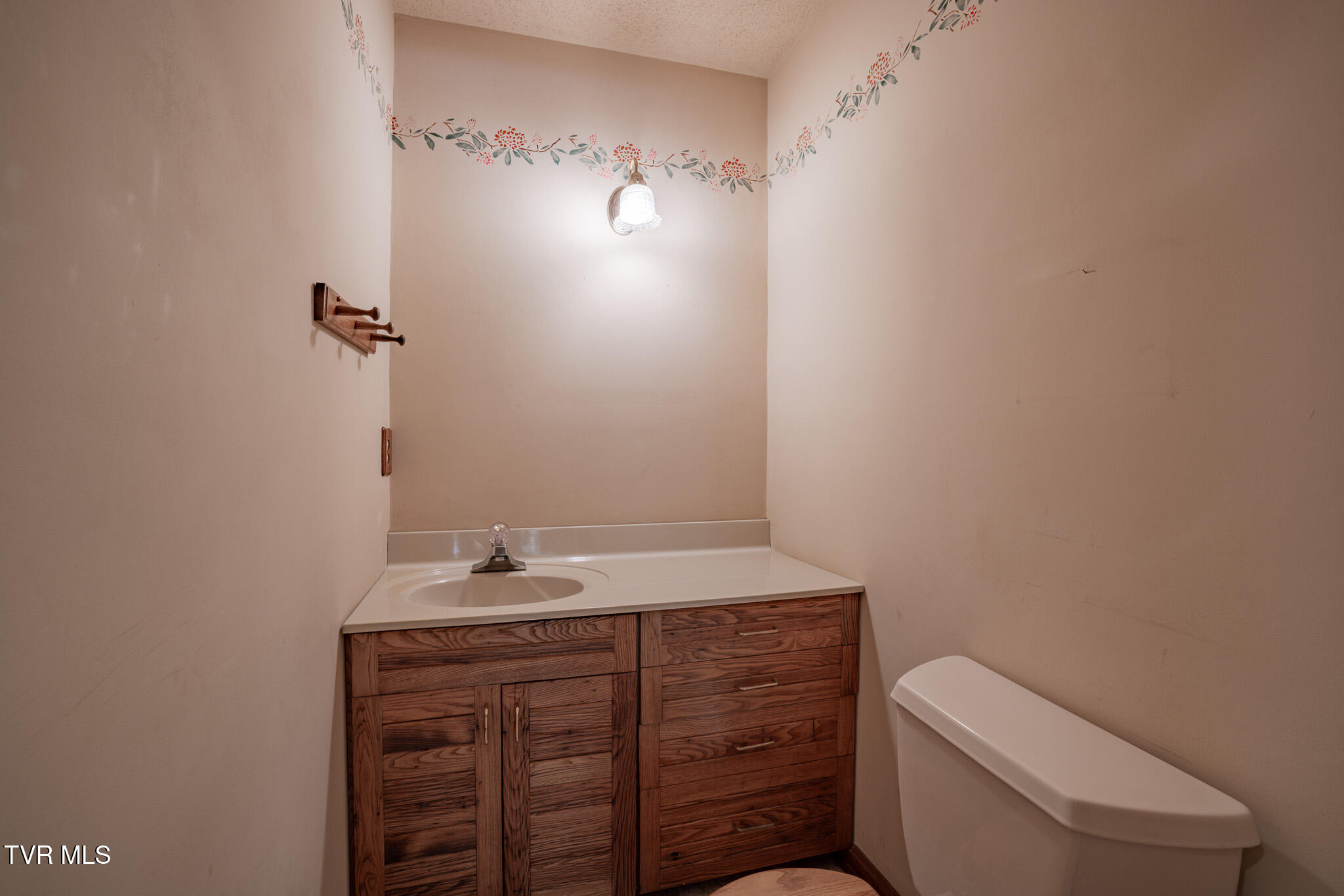 562 Gammon Road Kingsport, TN 37663 - Photo 9 of 65 1R9A8066-HDR