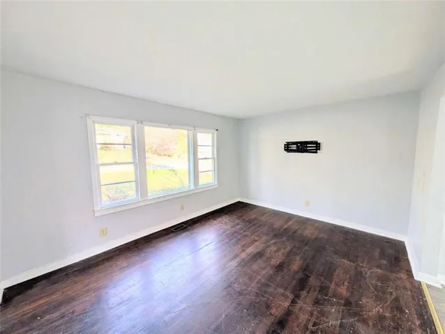 $170,000 | 1960 West Taylor Avenue, East Point, GA 30344