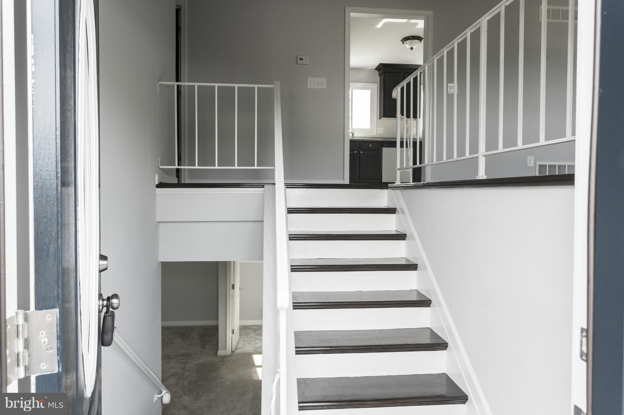 111 Dominoe Road Annapolis, MD 21401 - Photo 3 of 27 Interior (General)