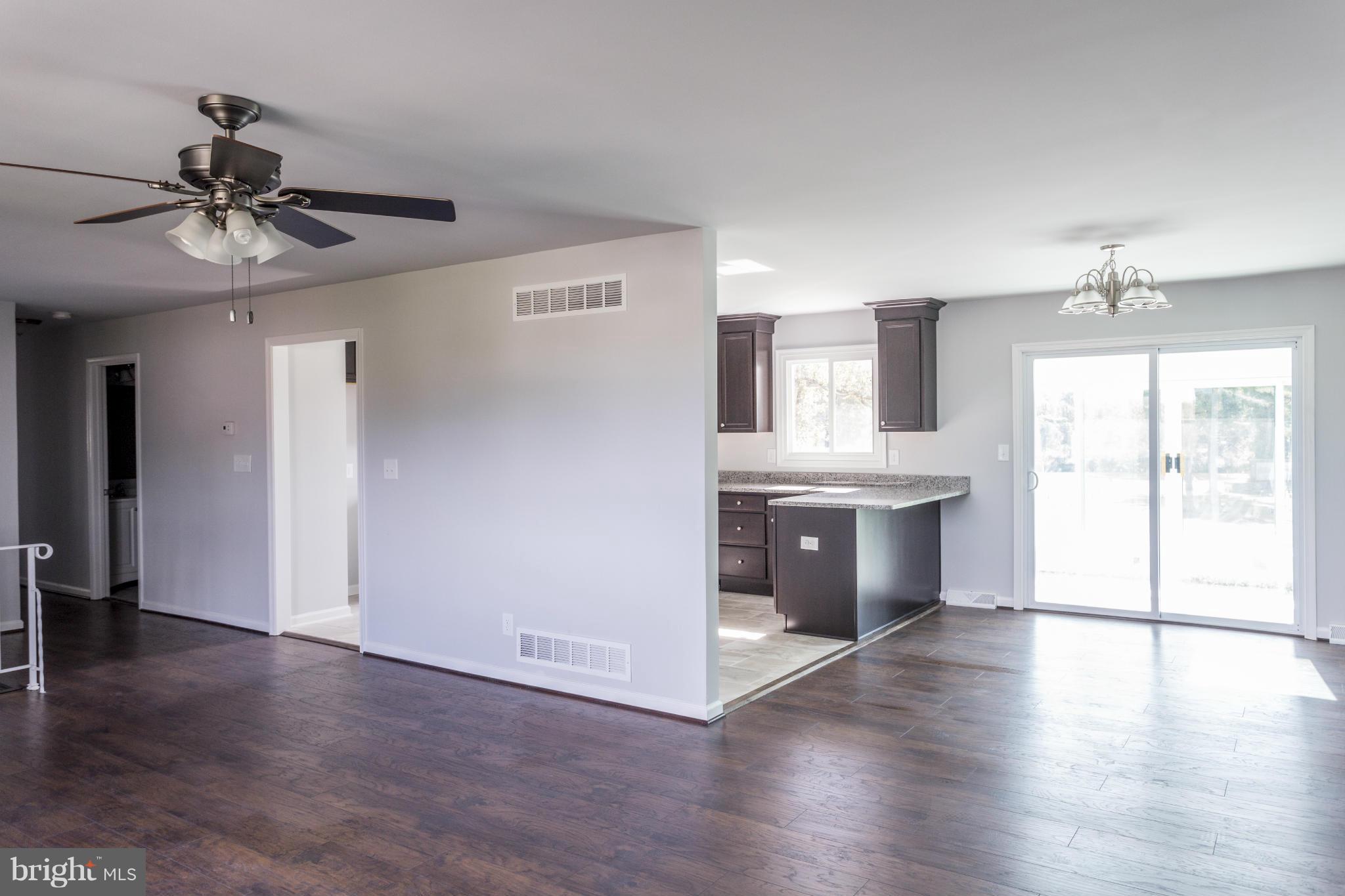 111 Dominoe Road Annapolis, MD 21401 - Photo 4 of 27 Interior (General)