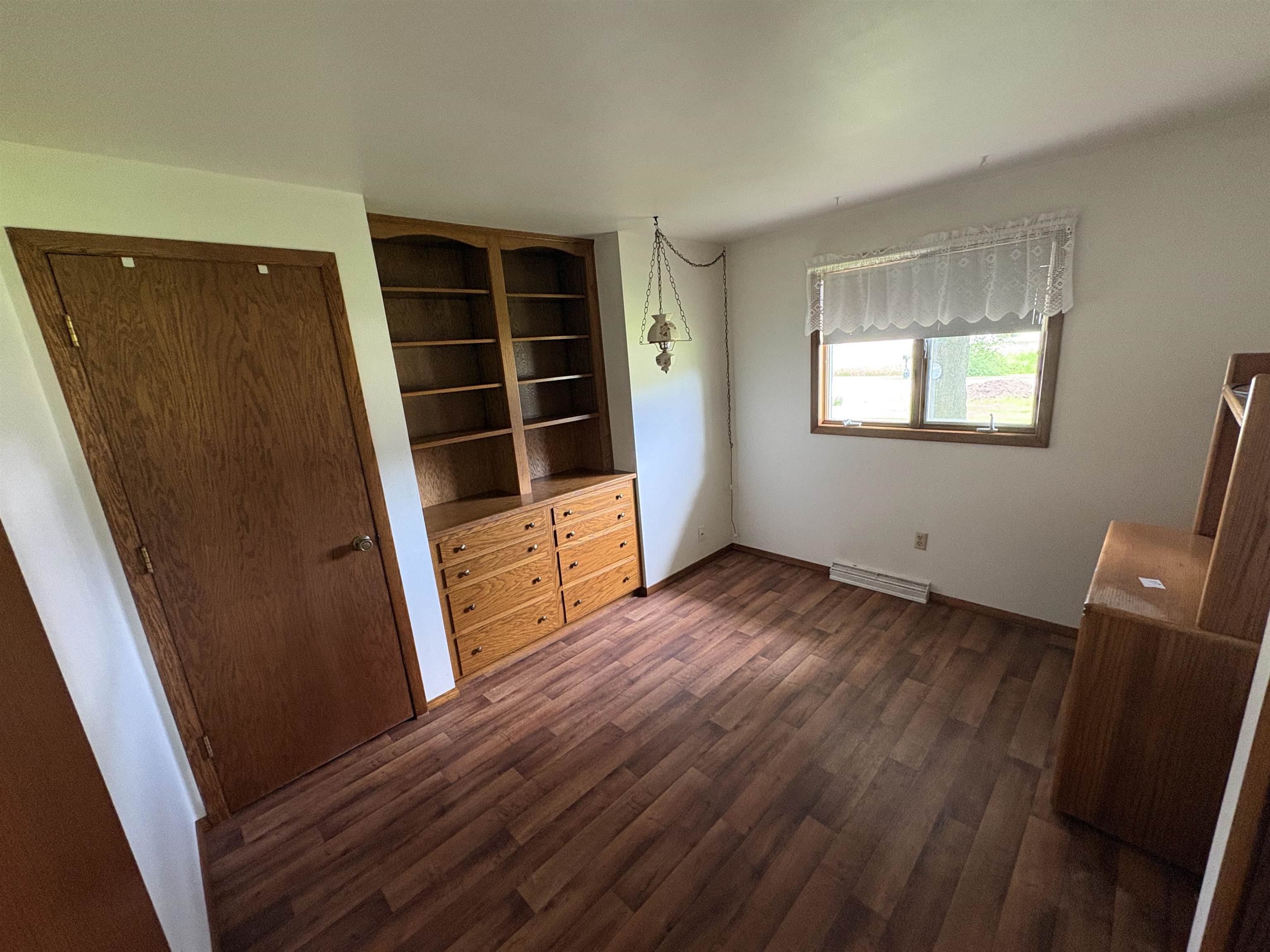 205 North Meyer Street Cecil, WI 54111 - Photo 19 of 25
