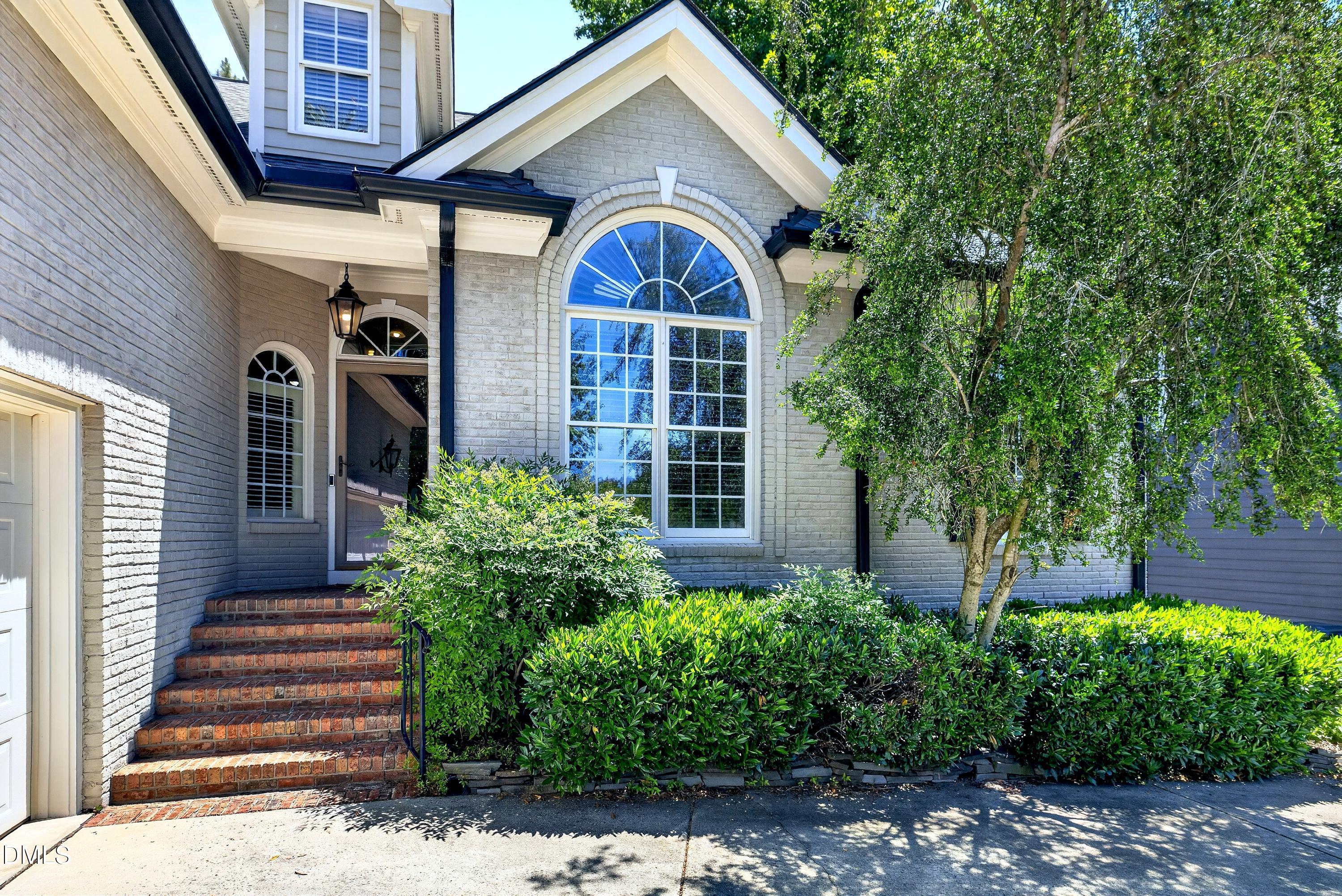 1017 Wedgeland Drive Raleigh, NC 27615 - Photo 4 of 46 WScene-6