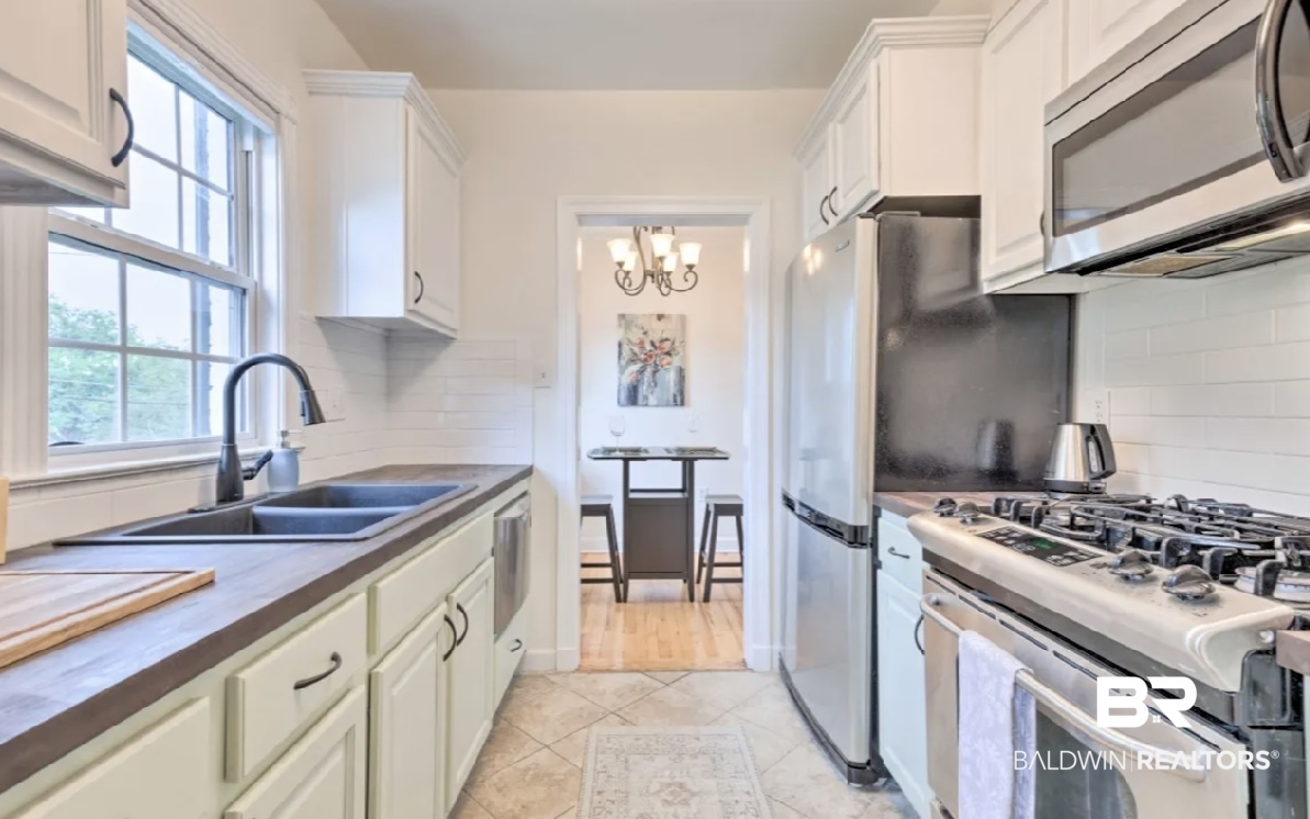 214 Upham Street, Unit 1C Mobile, AL 36607 - Photo 4 of 18