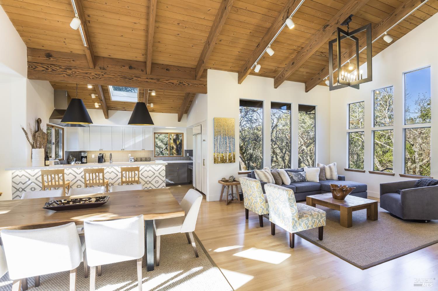 705 Chiquita Road Healdsburg, CA 95448 - Photo 6 of 72 Gallery Image 6