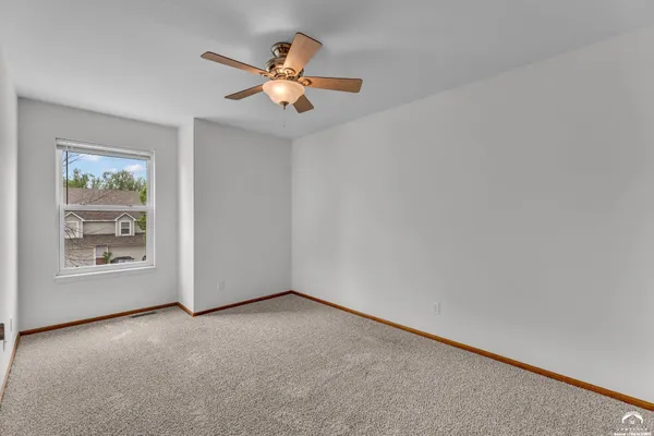 $250,000 | 2752 Grand Circle, Lawrence, KS 66047