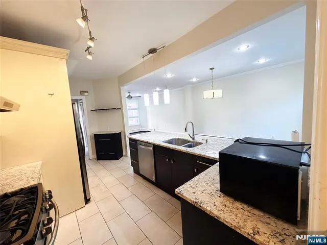 $3,500 | 6013 Buchanan Place, West New York, NJ 07093