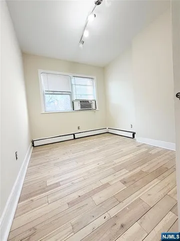 $3,500 | 6013 Buchanan Place, West New York, NJ 07093