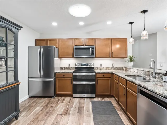 $299,900 | 1999 Kelmscott Street, The Villages, FL 32162