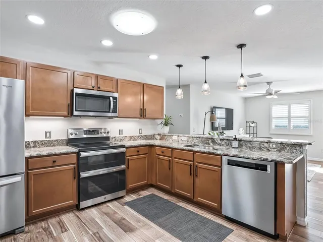 $299,900 | 1999 Kelmscott Street, The Villages, FL 32162