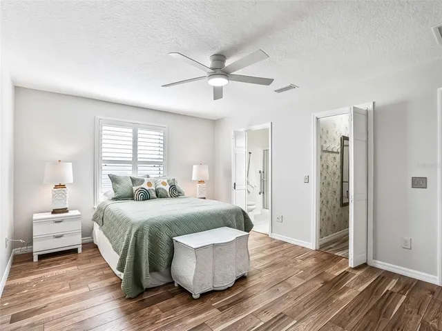 $299,900 | 1999 Kelmscott Street, The Villages, FL 32162