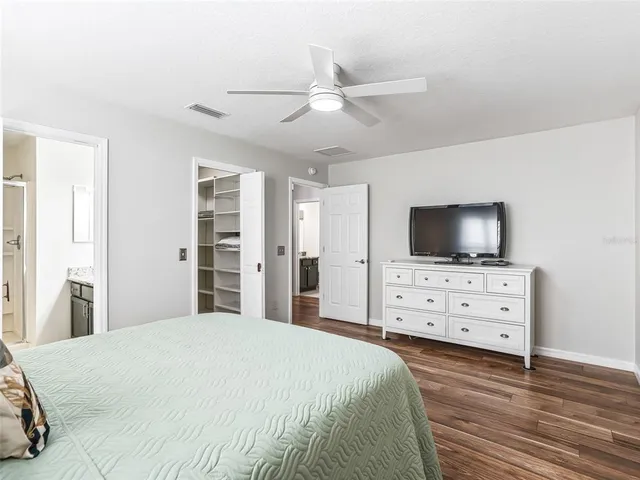 $299,900 | 1999 Kelmscott Street, The Villages, FL 32162