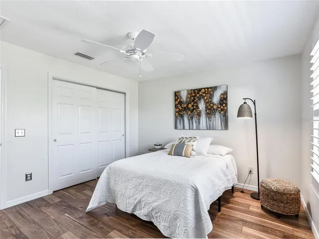 $299,900 | 1999 Kelmscott Street, The Villages, FL 32162