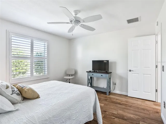 $299,900 | 1999 Kelmscott Street, The Villages, FL 32162