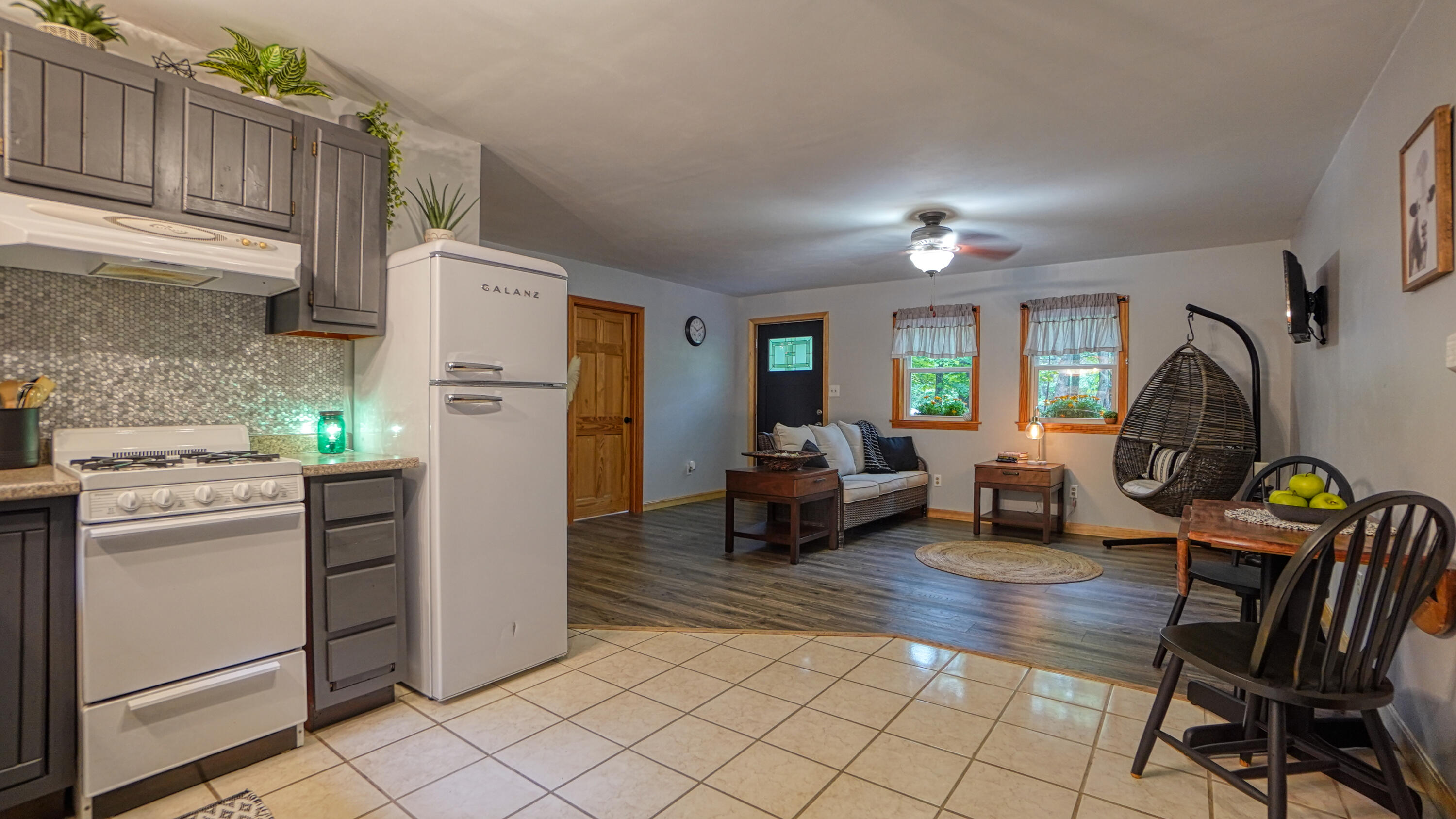 133 Back Road Fairfield, ME 04937 - Photo 11 of 28 020
