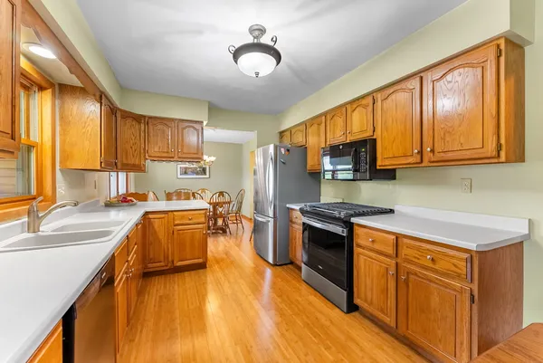 $329,900 | 11435 95th Avenue, Blue Grass, IA 52726