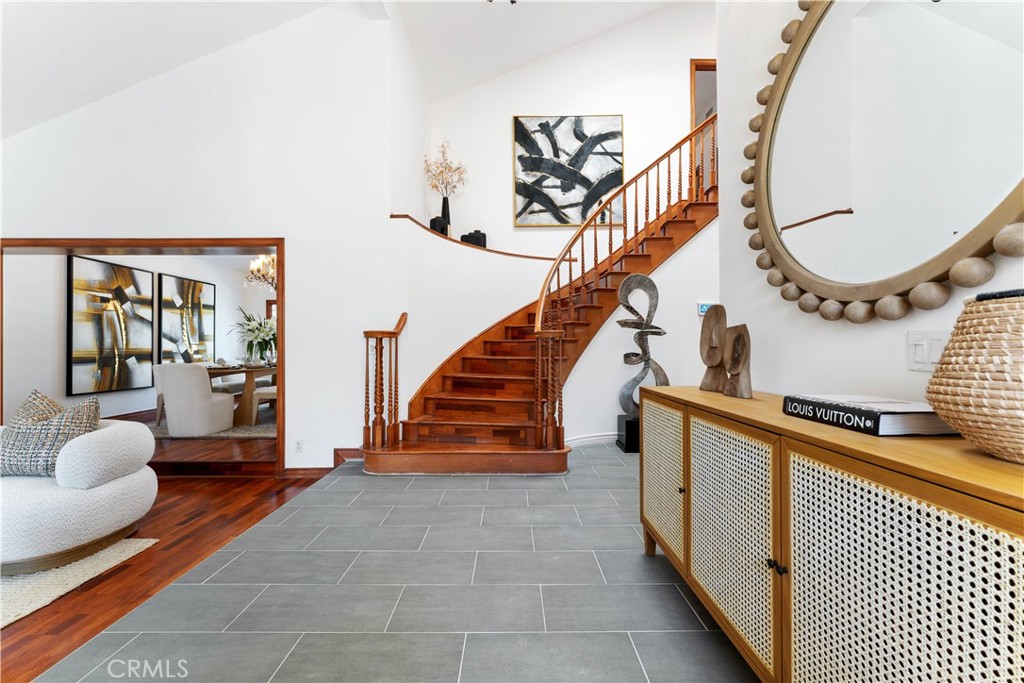 1011 Rodeo Road Arcadia, CA 91006 - Photo 3 of 44