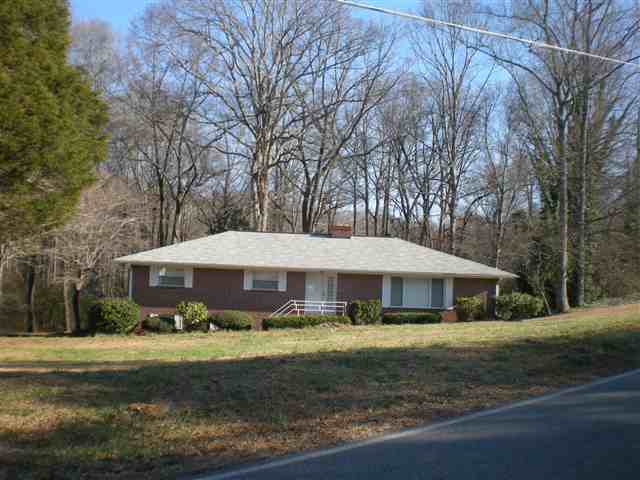 1531 Gerrard Road Anderson, SC 29625 - Photo 2 of 9