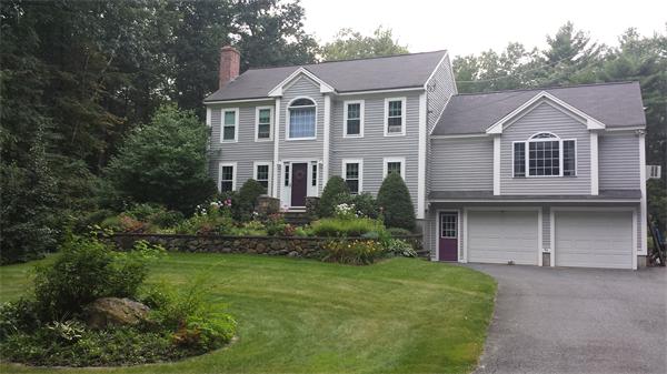 63 Gilchrist Road Townsend, MA 01469 - Photo 1 of 11