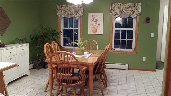 63 Gilchrist Road Townsend, MA 01469 - Photo 4 of 11