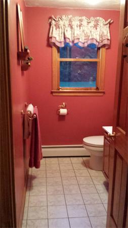 63 Gilchrist Road Townsend, MA 01469 - Photo 9 of 11
