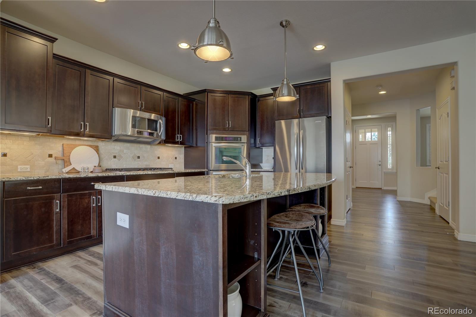 10905 Ashurst Way Highlands Ranch, CO 80130 - Photo 3 of 40 Gallery Image 3