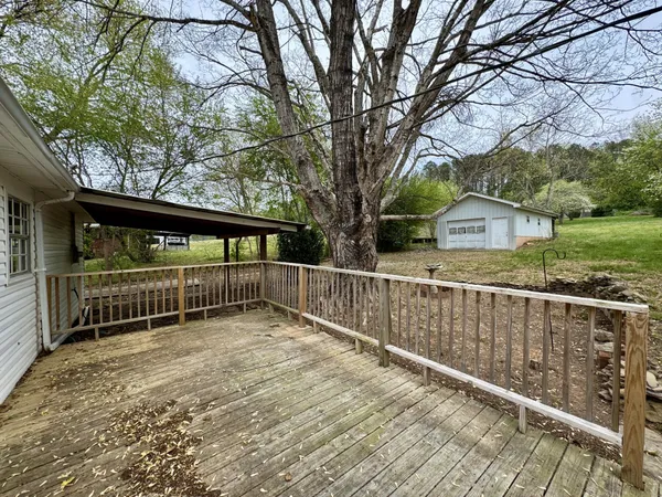 $285,000 | 3269 Highway 39, Athens, TN 37303