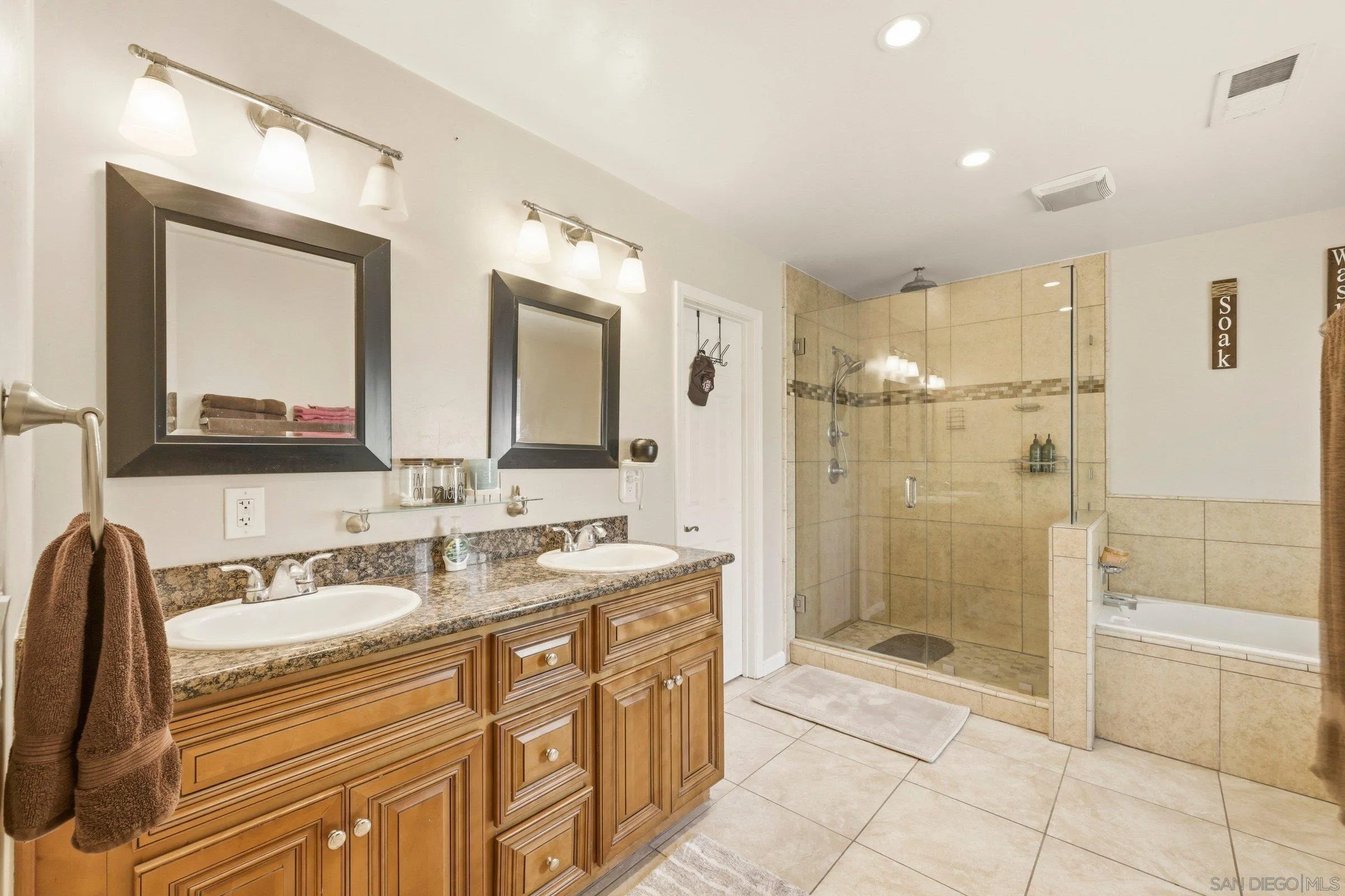 3341 Conduit Road Bonita, CA 91902 - Photo 9 of 29