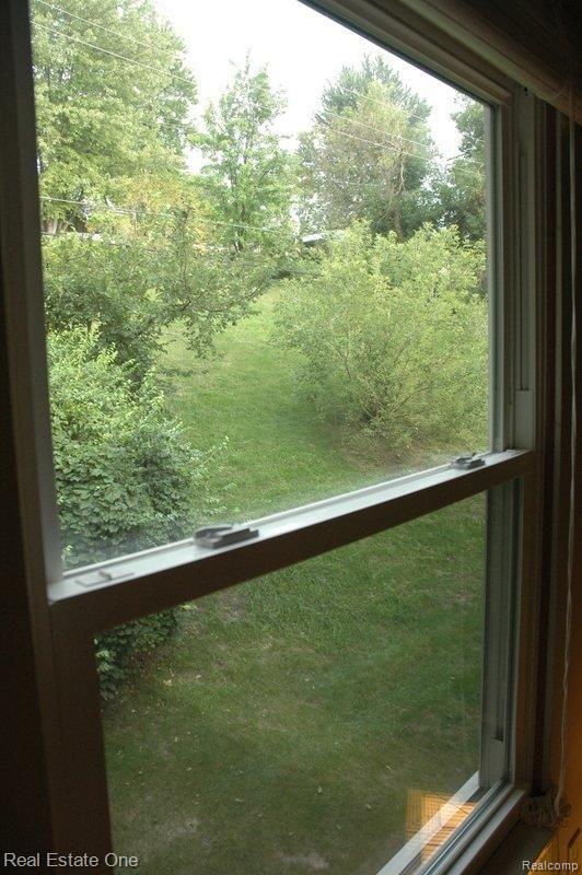 529 East University Drive, Unit 77 Rochester, MI 48307 - Photo 7 of 11 529-University-7.JPG