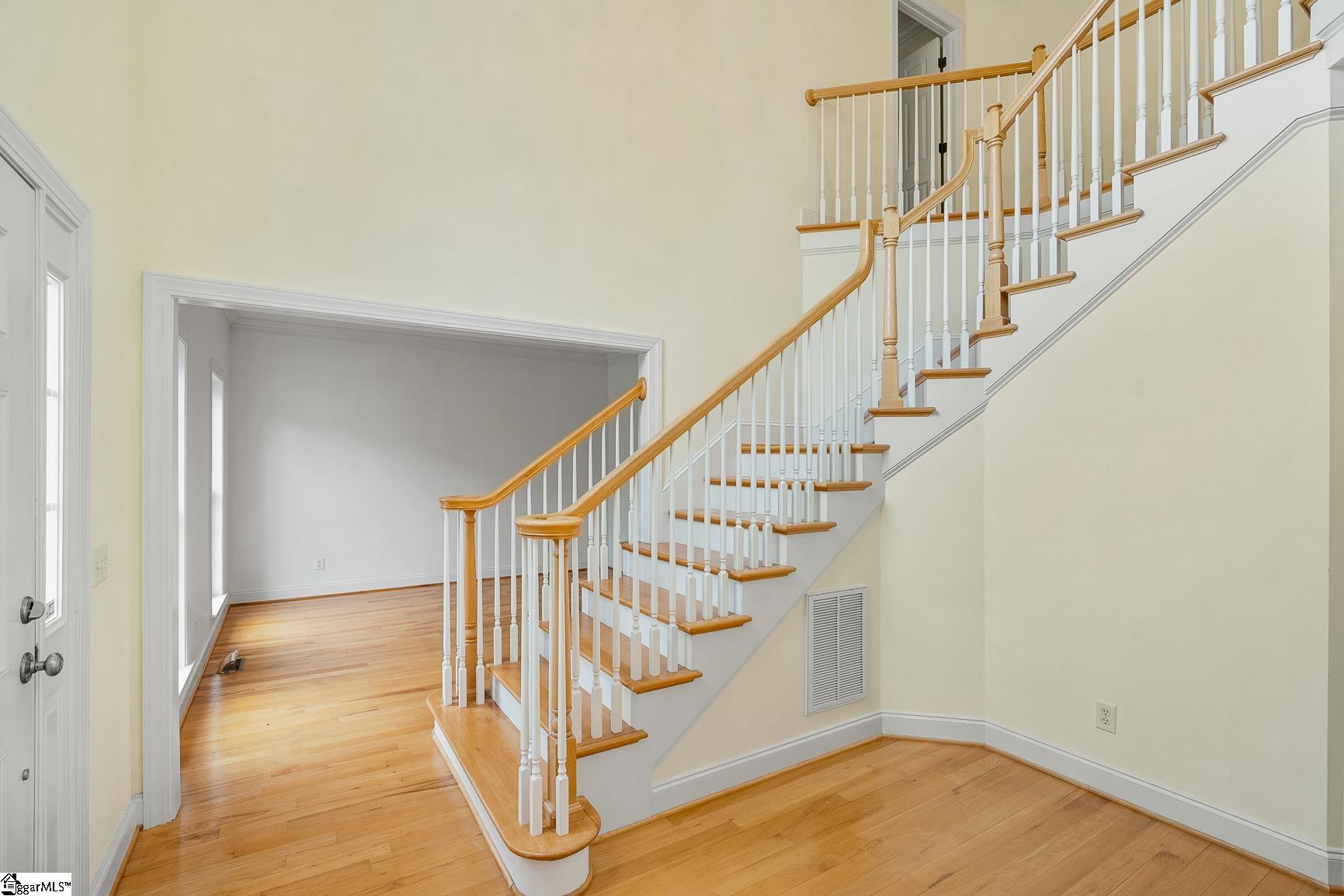 108 Birch River Road Greenville, SC 29611 - Photo 4 of 50 Gallery Image 4