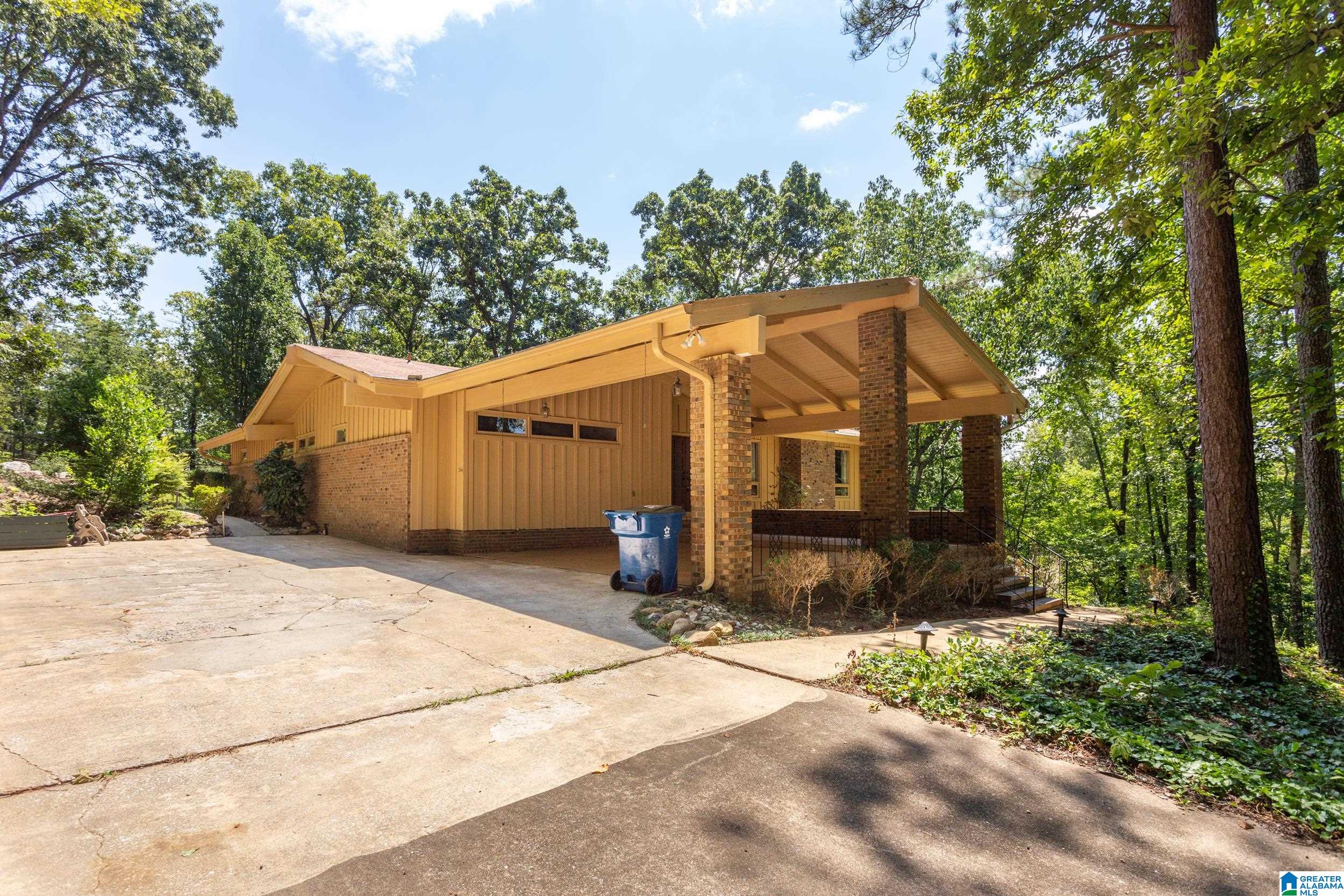 223 Wildwood Road Anniston, AL 36207 - Photo 1 of 35 Gallery Image 1
