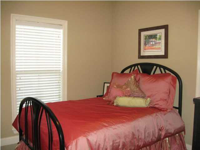 444 Springhill Place Brandon, MS 39047 - Photo 20 of 25 Bedroom #3 is 10'6"x10'6".