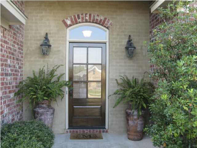 444 Springhill Place Brandon, MS 39047 - Photo 2 of 25 Closer view of the beautiful front door.