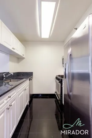 $5,800 | 60 West 23rd Street, Unit 712 | Flatiron