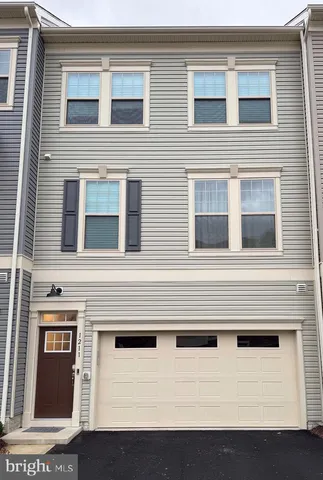 $560,000 | 1211 Creek Bank Drive, Stafford, VA 22554
