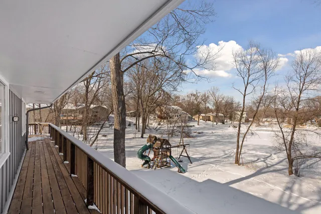 $989,900 | 17100 Hampton Court, Minnetonka, MN 55345