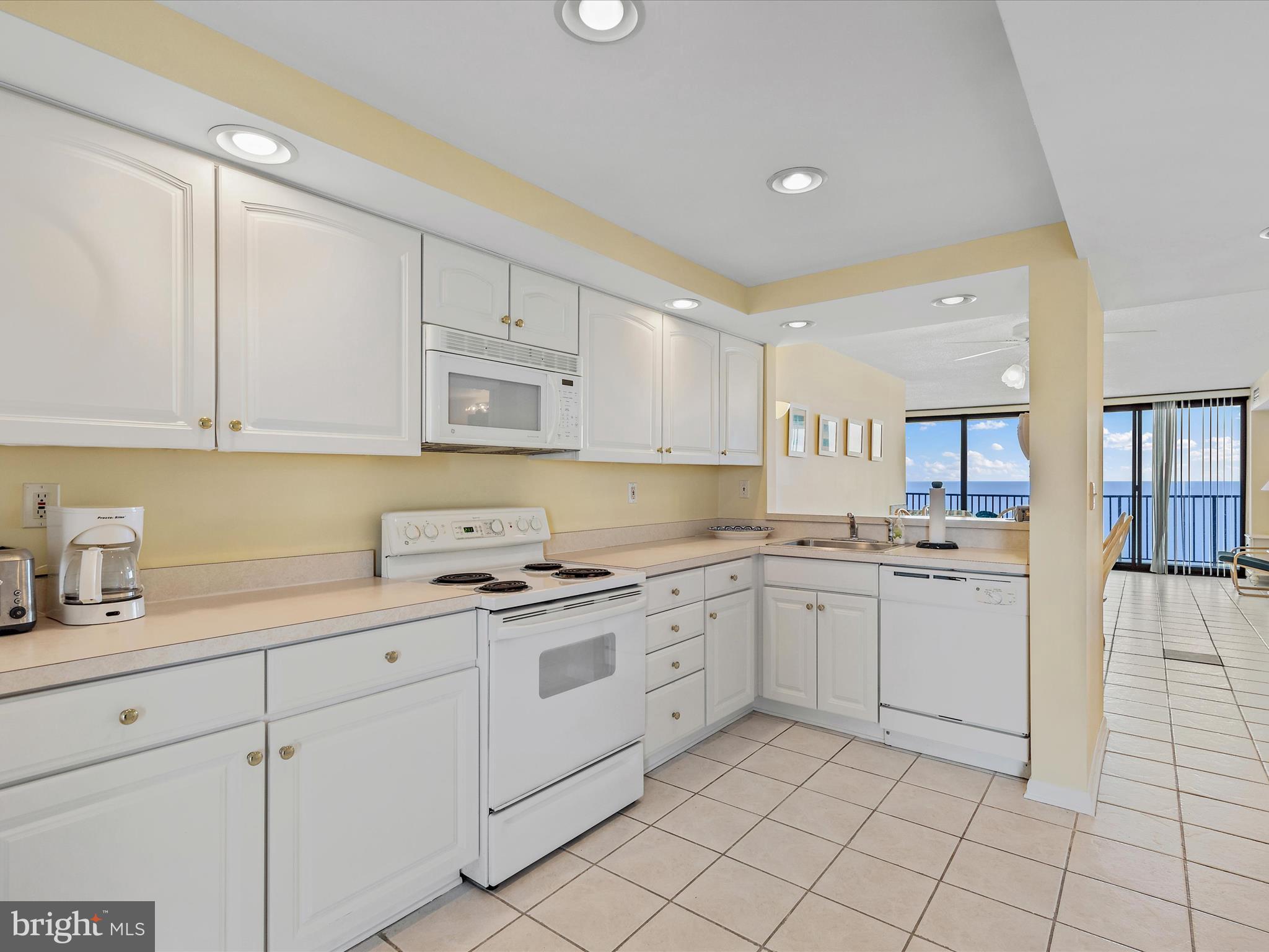 1502 South Edgewater House Road, Unit PH02S Bethany Beach, DE 19930 - Photo 17 of 33