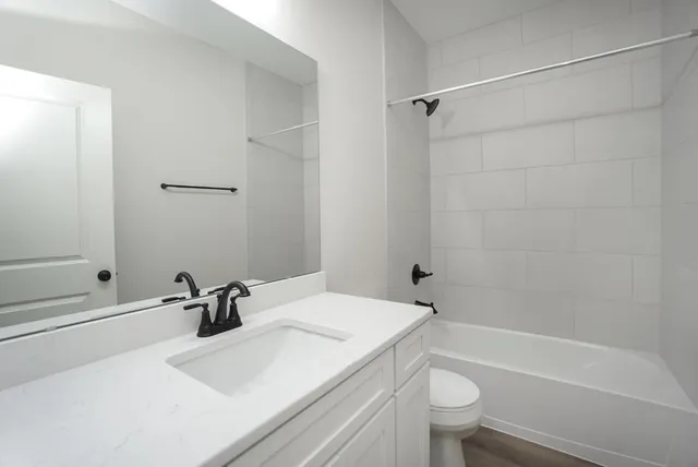 $519,000 | 368 Muirfield Point, Lawrenceburg, IN 47025