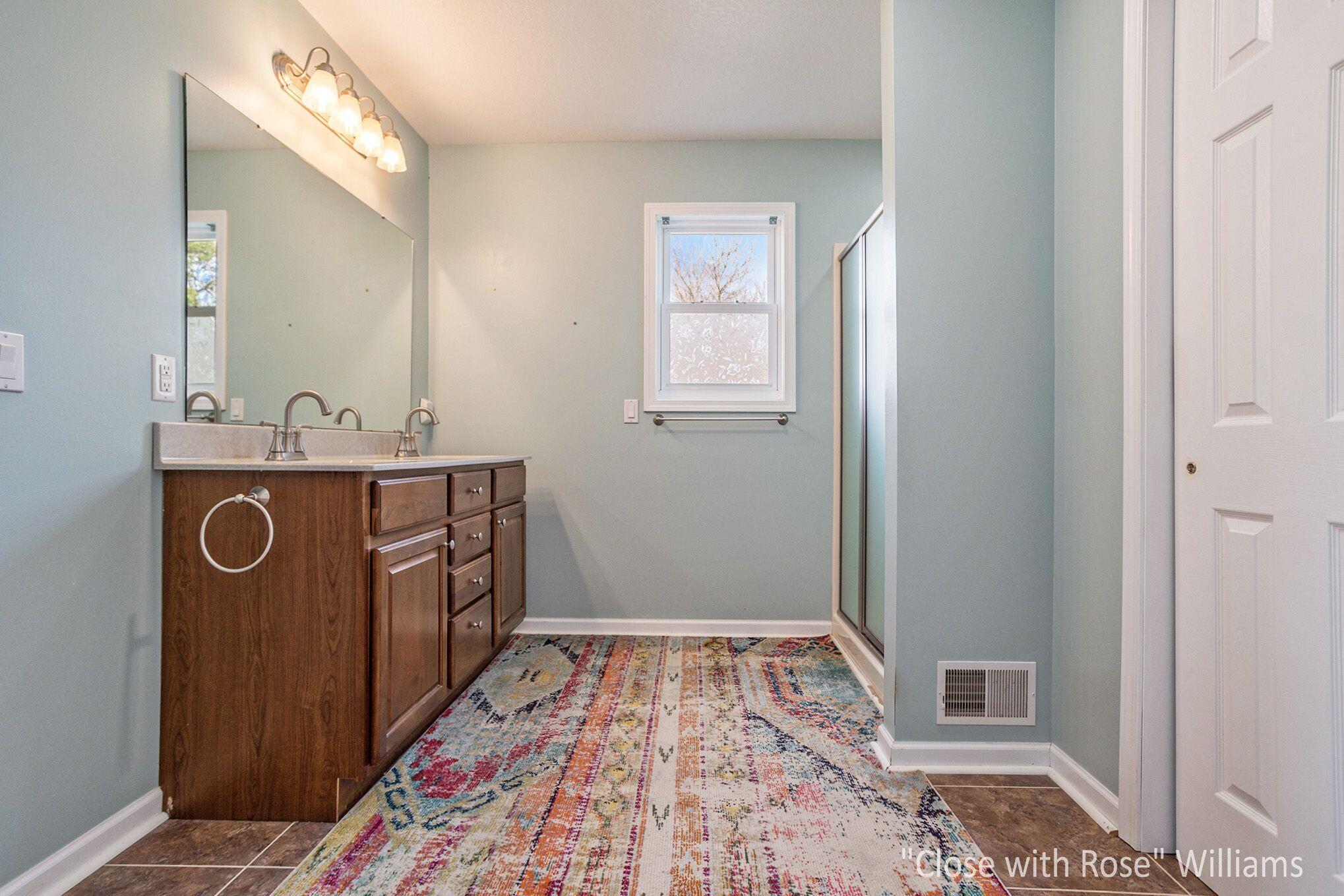 9100 R-Drive South Union City, MI 49094 - Photo 19 of 46 Master bath