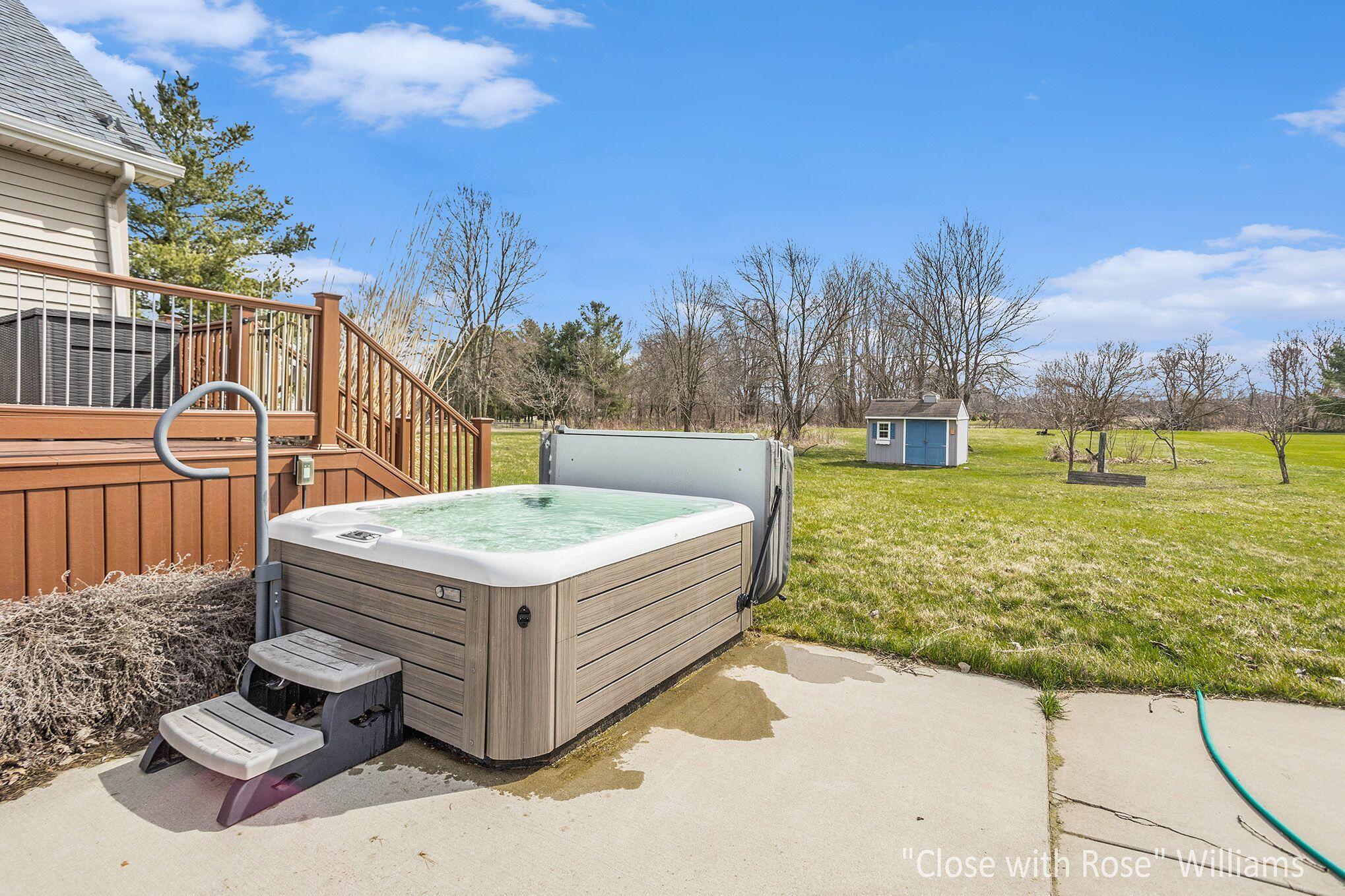 9100 R-Drive South Union City, MI 49094 - Photo 39 of 46 hot tub