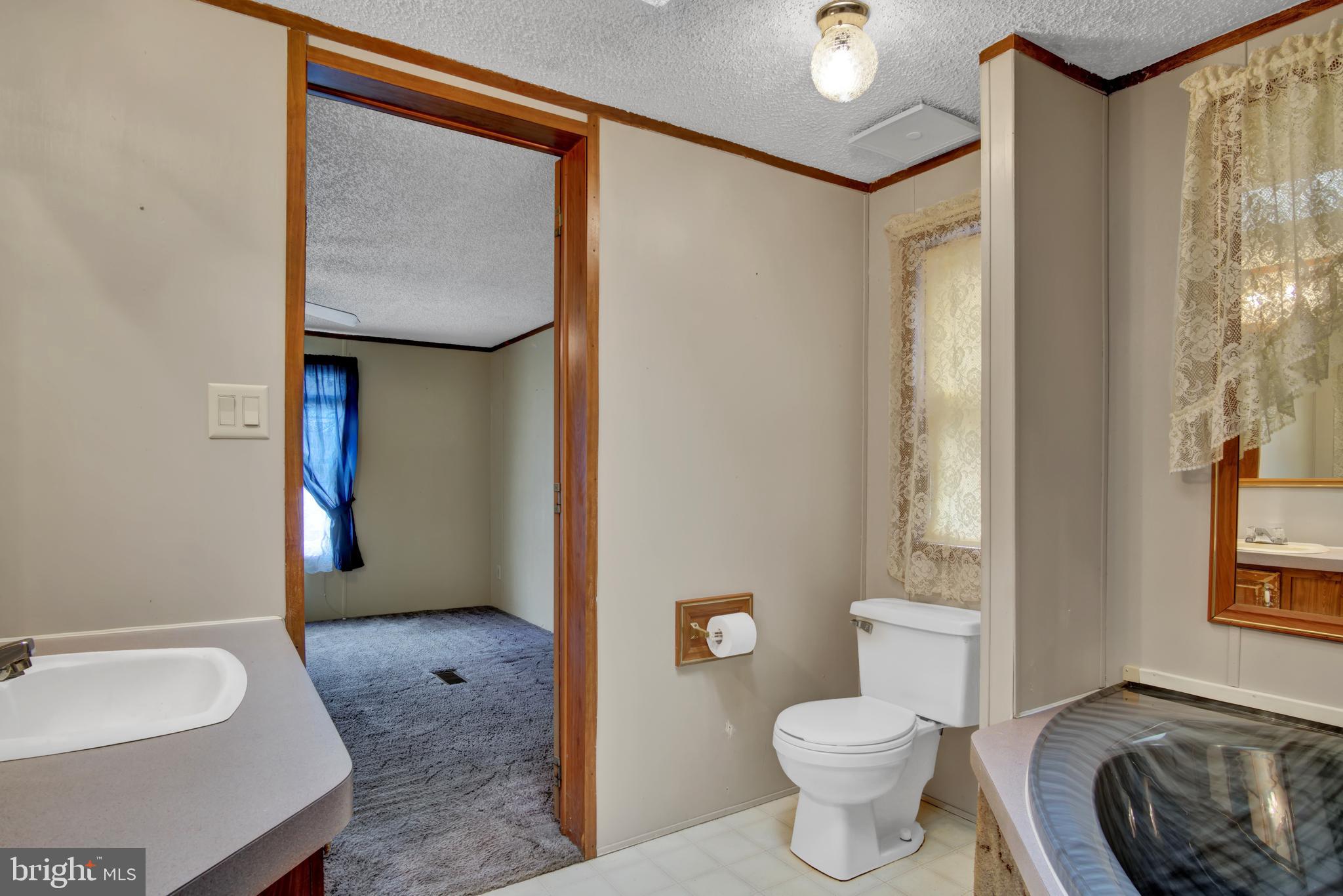 901 South Spring Garden Street Carlisle, PA 17015 - Photo 18 of 25