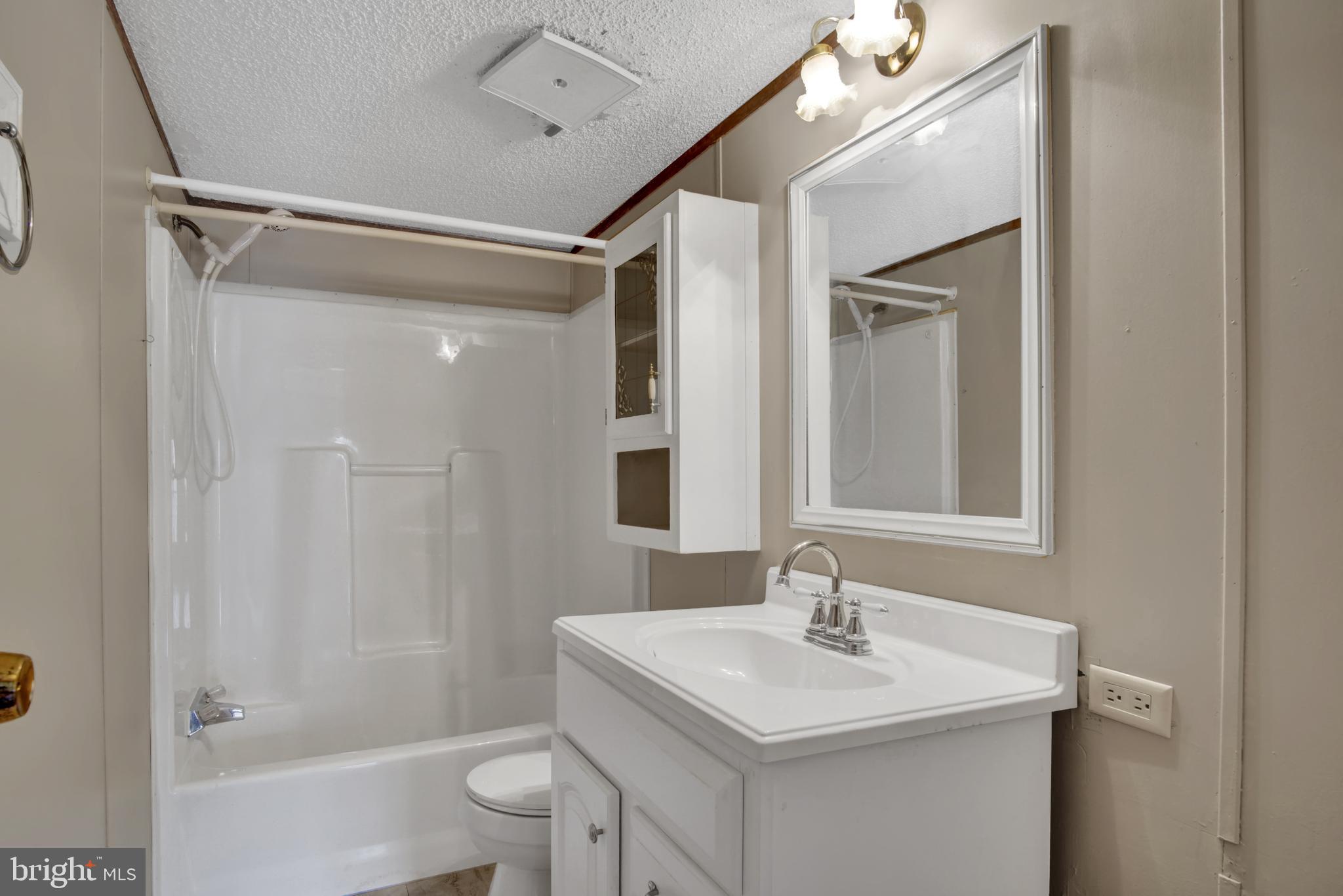 901 South Spring Garden Street Carlisle, PA 17015 - Photo 22 of 25