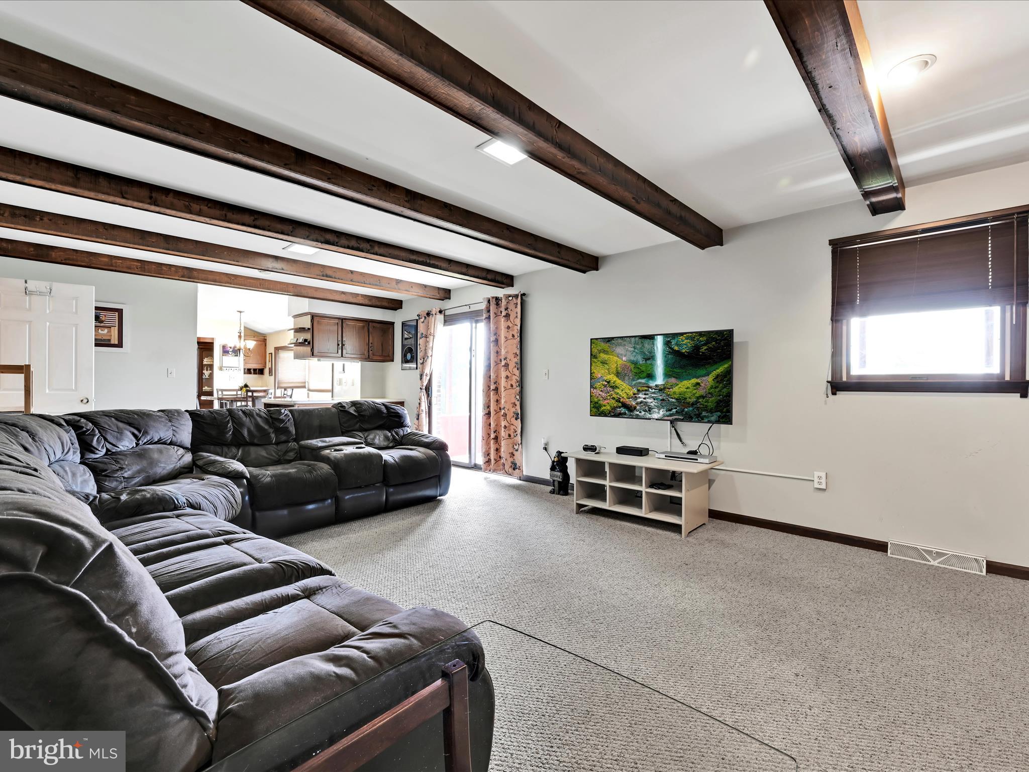 600 Beech Street Reading, PA 19605 - Photo 19 of 50 a living room with furniture and a flat screen tv