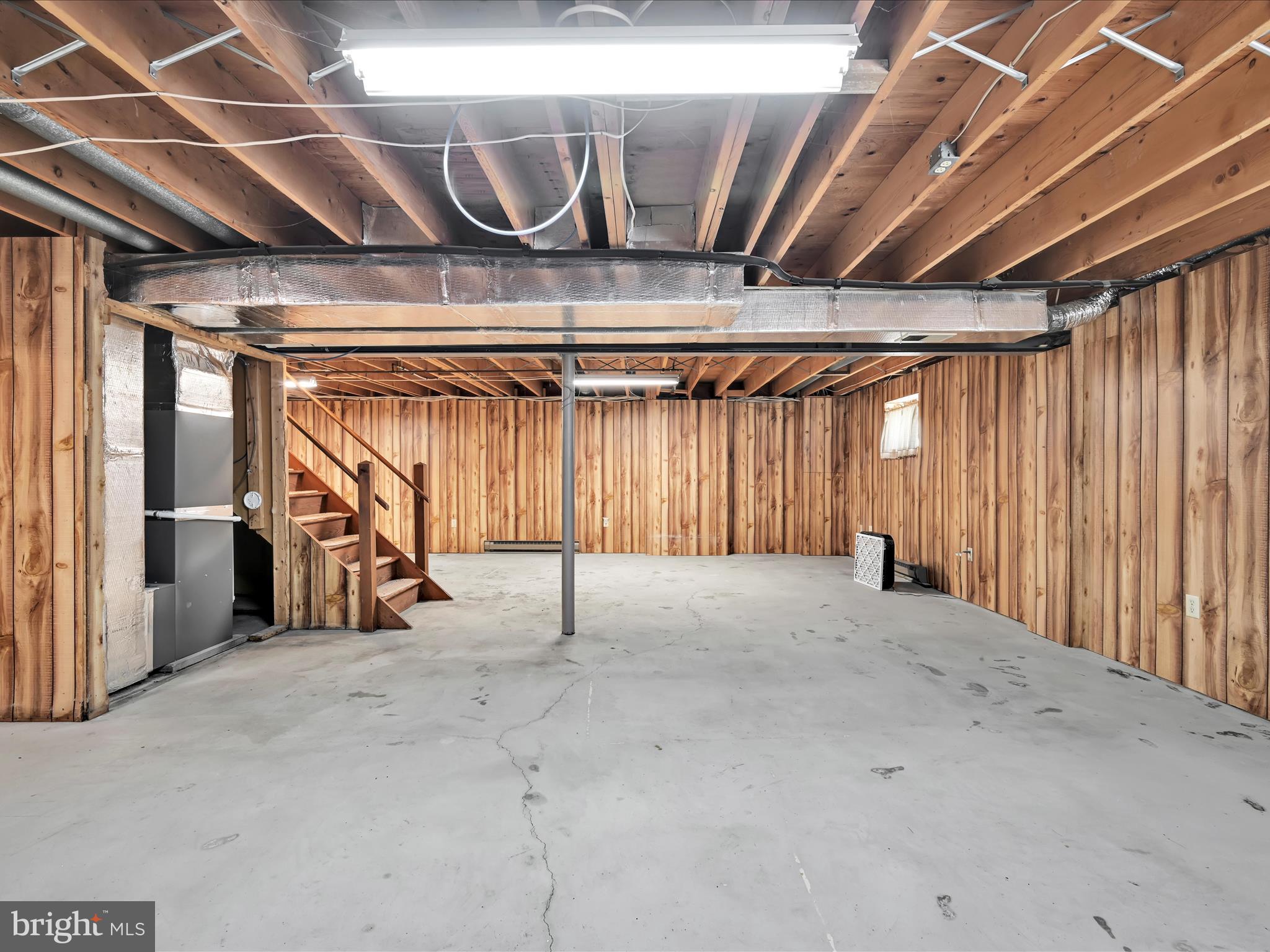 600 Beech Street Reading, PA 19605 - Photo 38 of 50 a view of an empty room