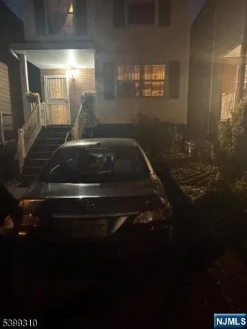 a close view of sink