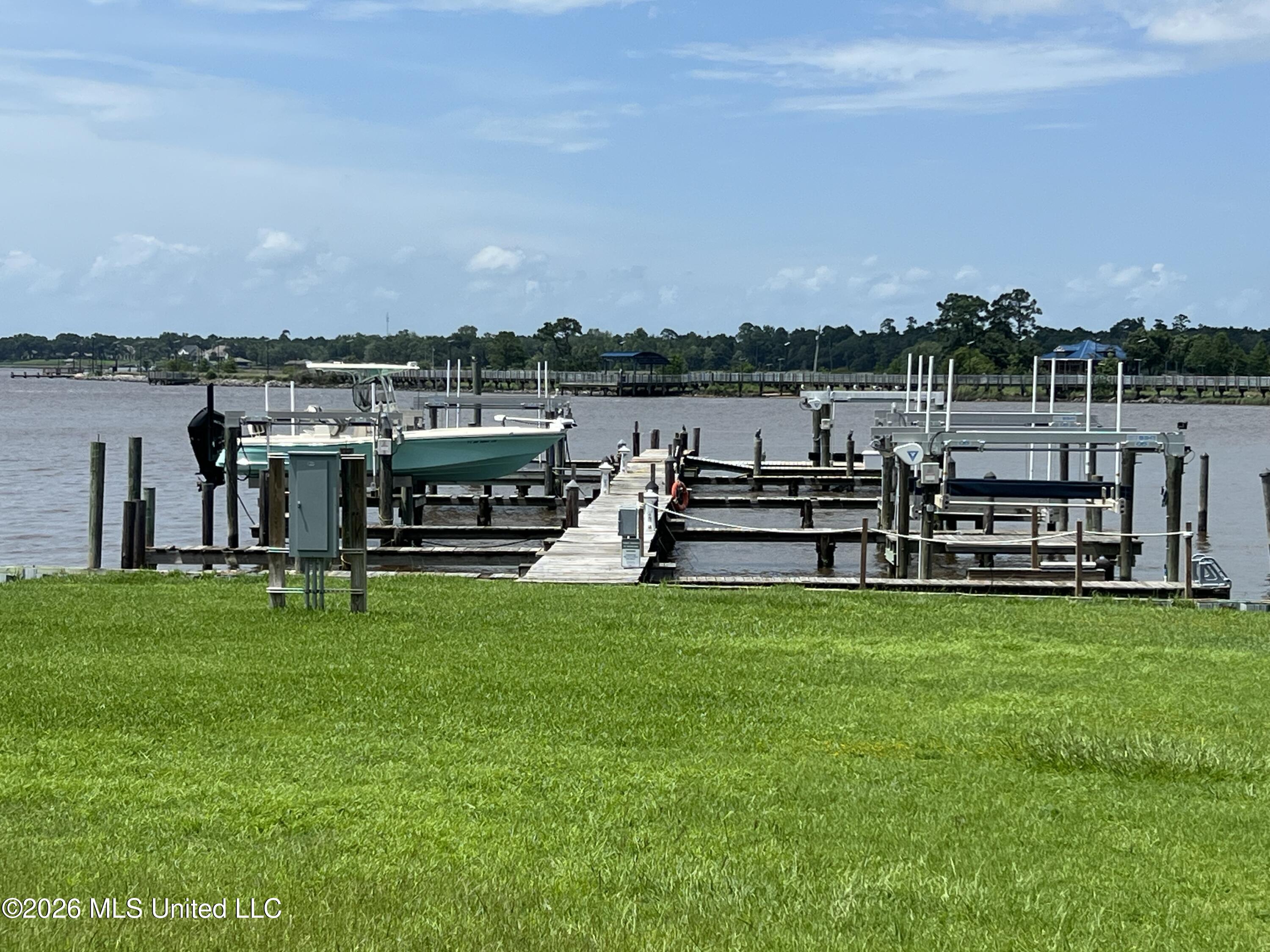 495 Old Popp's Ferry Road, Unit 17 Biloxi, MS 39531 - Photo 20 of 22 Boat Slip 3