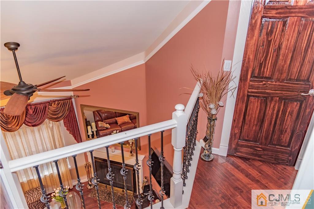 73 Renaissance Lane New Brunswick, NJ 08901 - Photo 8 of 25 Gallery Image 8