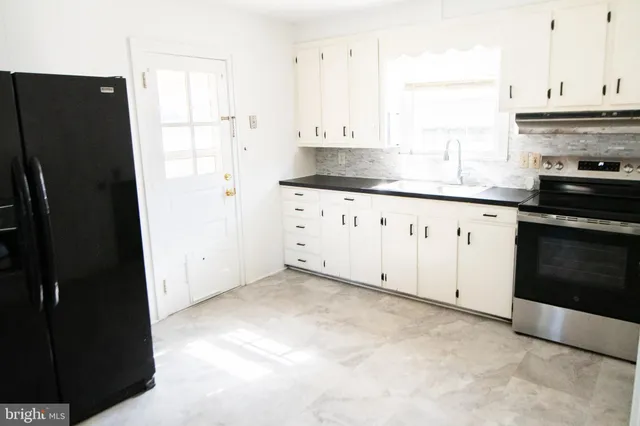 $1,900 | 626 Virginia Avenue, Fredericksburg, VA 22401