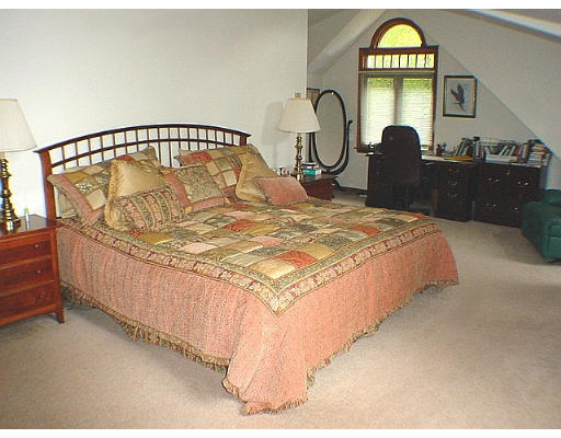 8 Ridgewood Road Webster, MA 01570 - Photo 11 of 18 Gallery Image 11